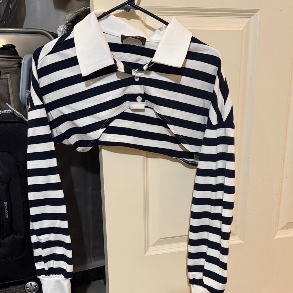 Cider navy and White Striped Crop Top